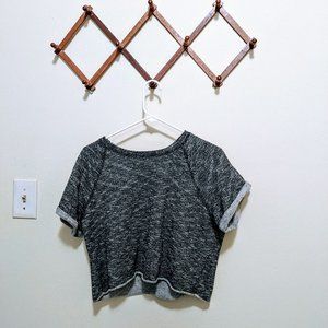 Cute cropped sweater top